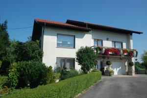 Hrenovice 54 (2)